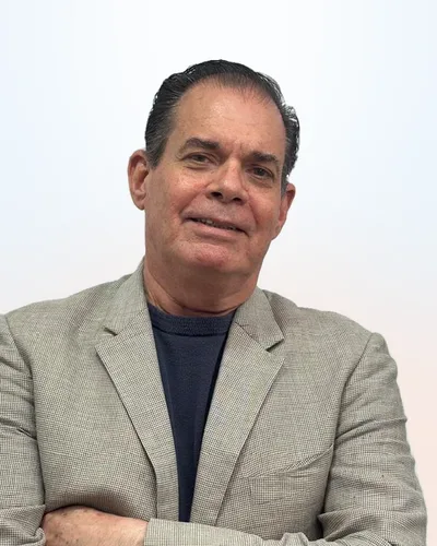 Dr. Cristóbal Abello Munarriz